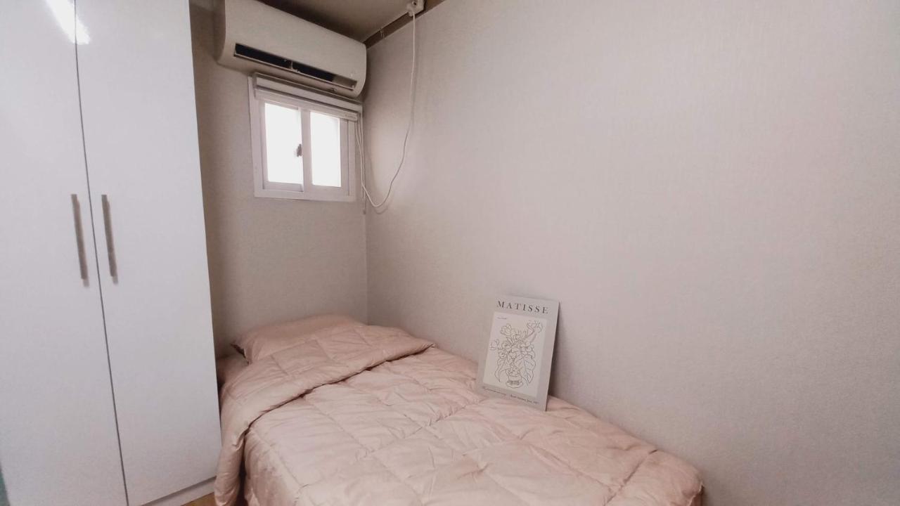Haechi Stay Guesthouse - For Foreigners Only Сеул Екстер'єр фото