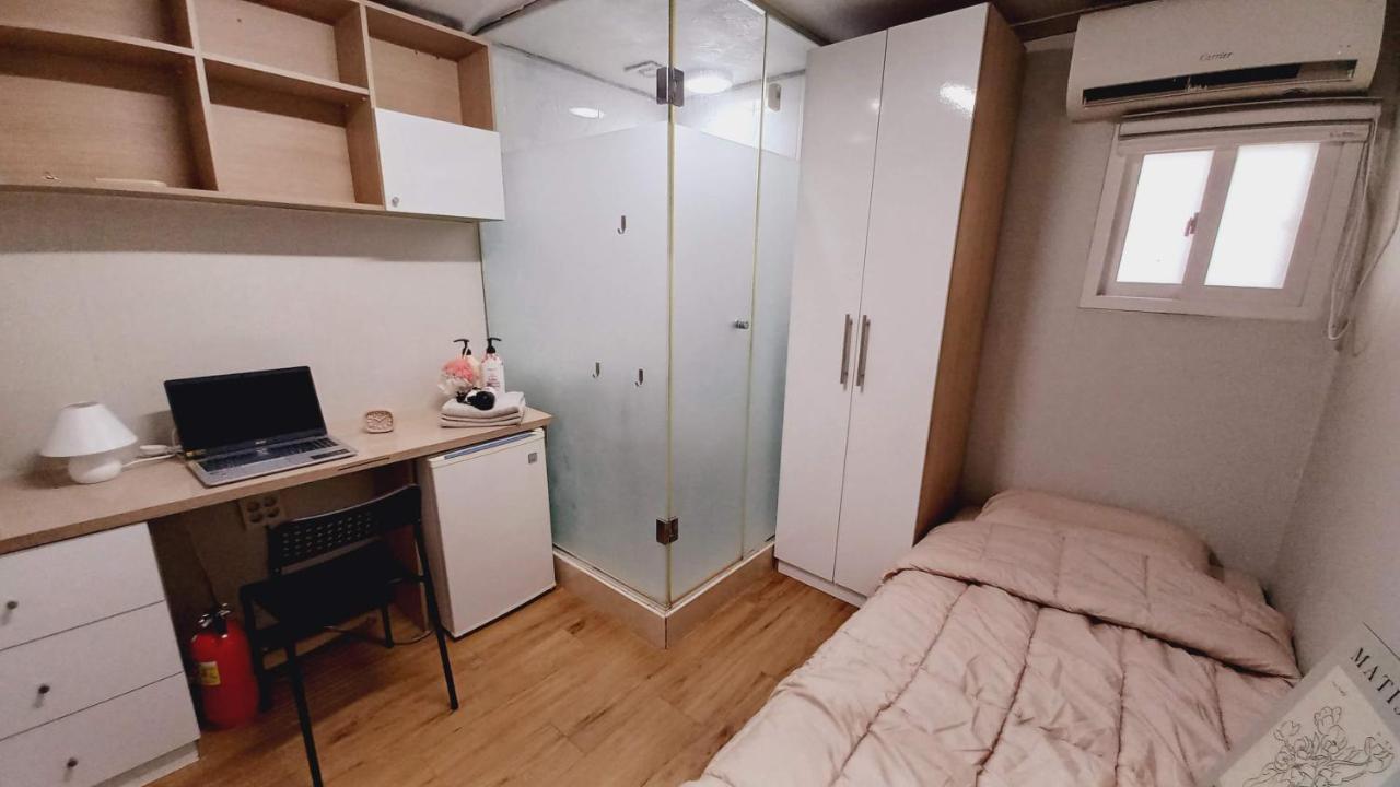 Haechi Stay Guesthouse - For Foreigners Only Сеул Екстер'єр фото