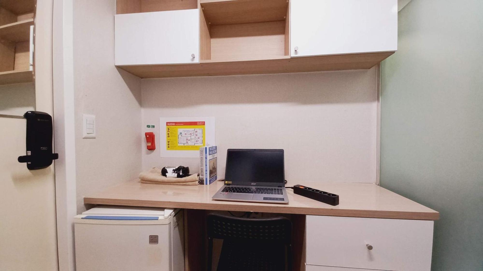 Haechi Stay Guesthouse - For Foreigners Only Сеул Екстер'єр фото